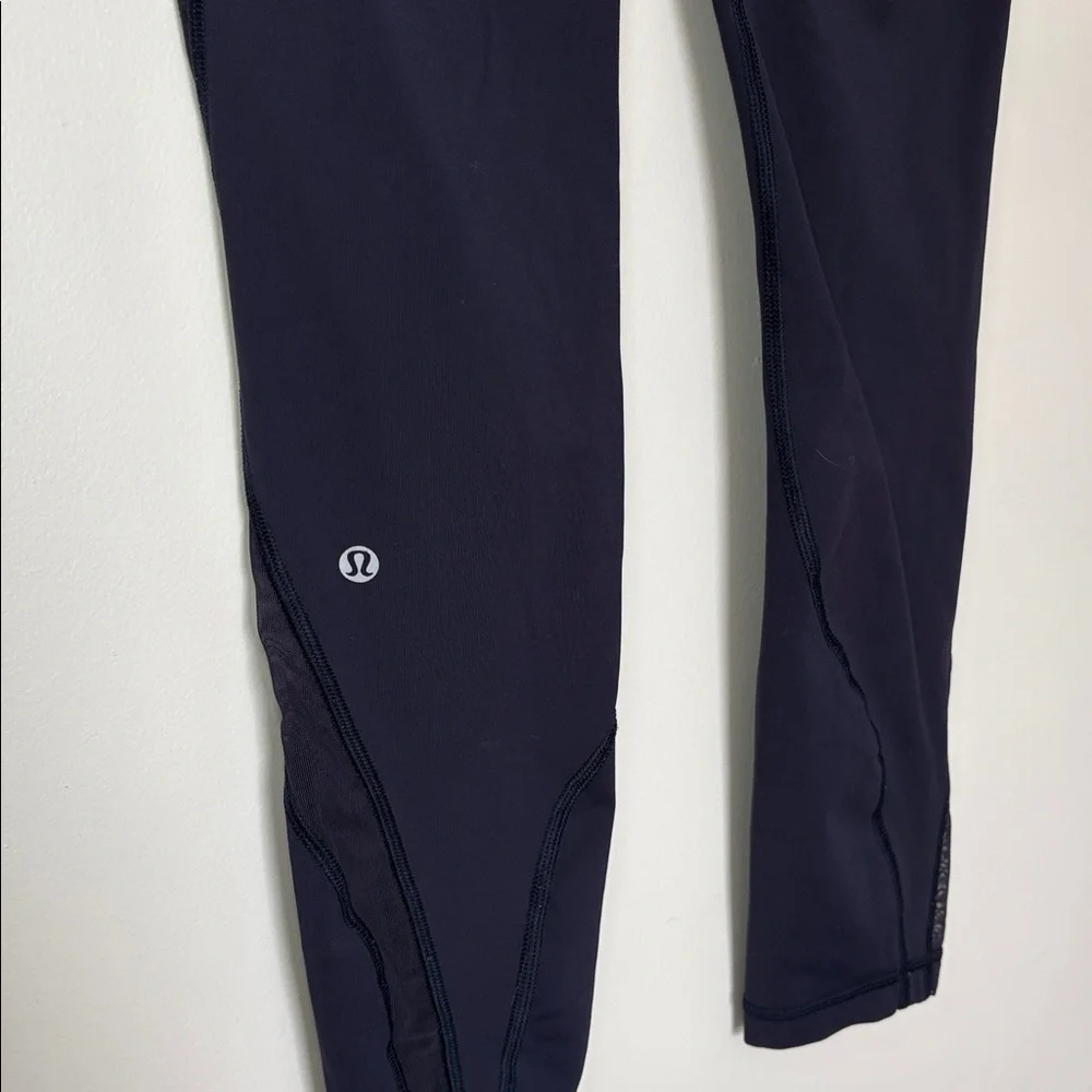 Lululemon Invigorate 7/8 Tight Midnight Navy size 8 - Picture 9 of 9